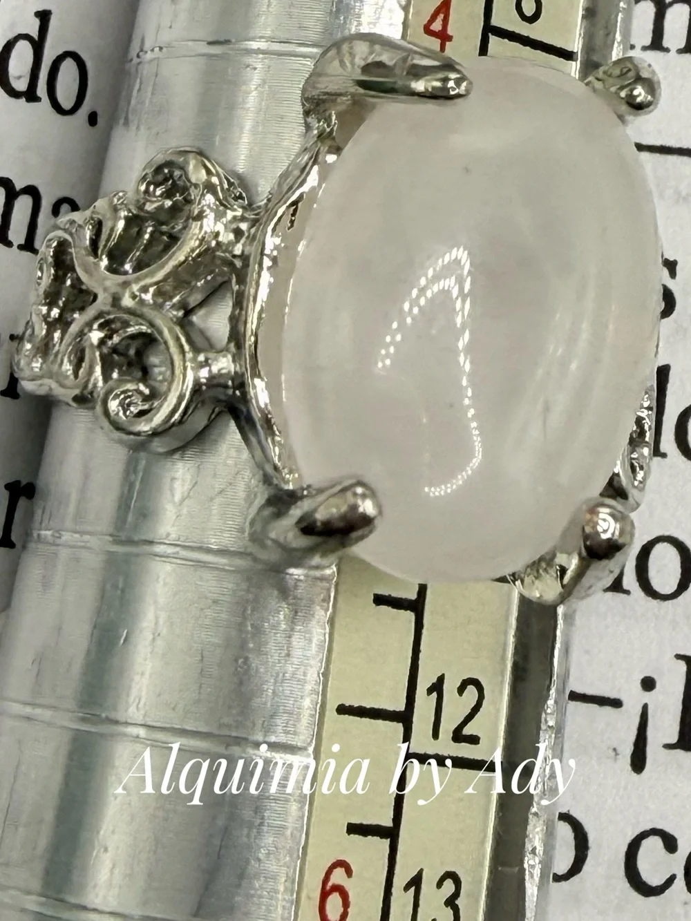 Silver Ring with White quartz Oval